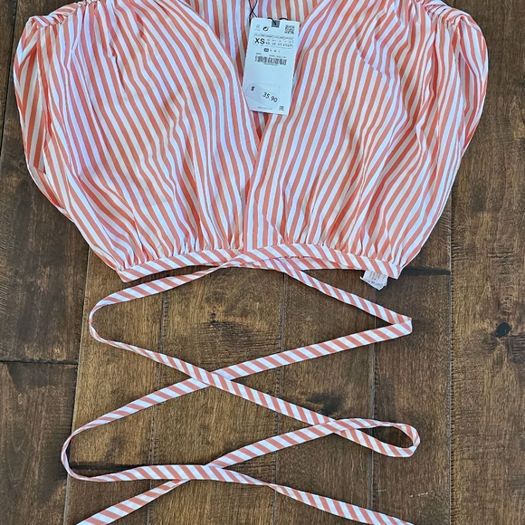 Top - Picture 4 of 4